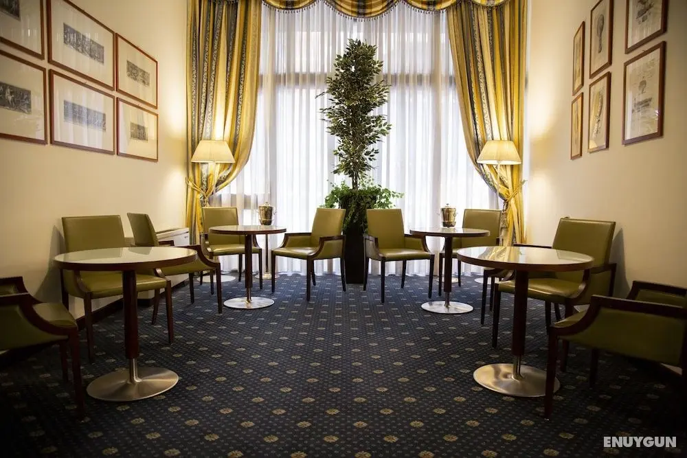 IH Hotels Milano Eur Trezzano sul Naviglio - Öne Çıkan Resim