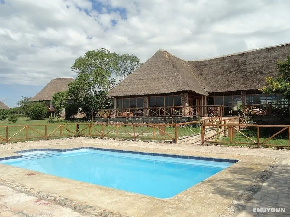 Ihamba Lakeside Safari Lodge - Öne Çıkan Resim