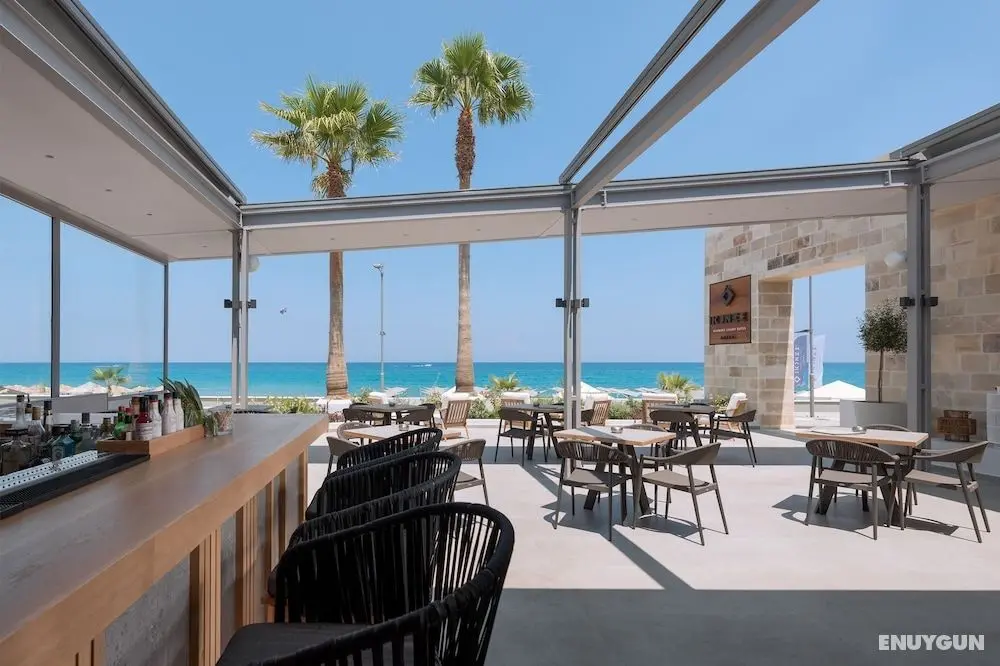 Ikones Seafront Luxury Suites - Adults Only - Bar