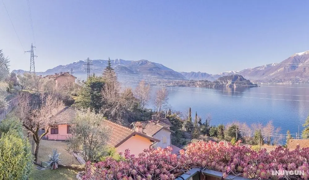 Il Tramonto sul Lago Varenna - Oda