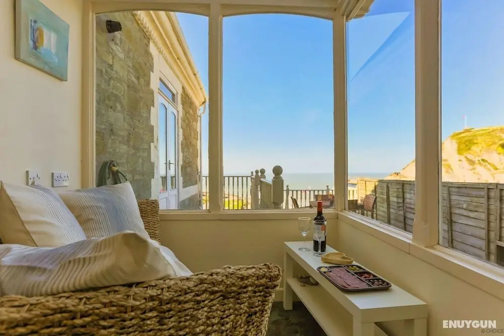 Ilfracombe Raphael 2 Bedrooms - Oda