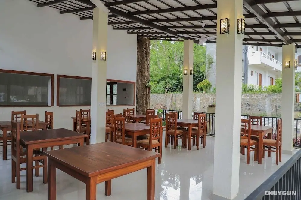 Illamperuma Villa Holiday Home - Öne Çıkan Resim