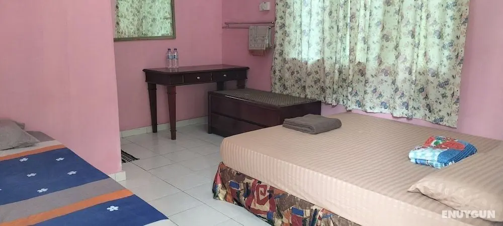 Iman D'Semungkis Resort & Training Cente - Oda