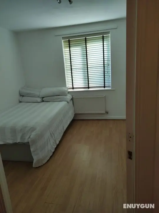 Immaculate 1-bed Apartment in Borehamwood - Öne Çıkan Resim