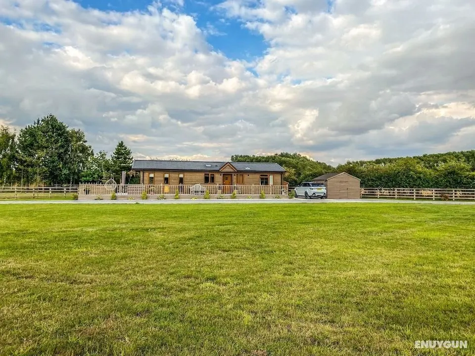 Immaculate 3-bedroom Private Lodge Near York - Öne Çıkan Resim