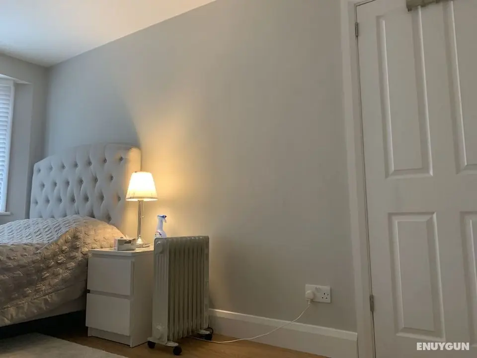Immaculate 4 Bedroom House, Near Central London - Öne Çıkan Resim