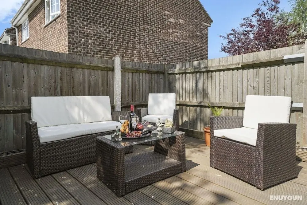Immaculate 5-bed House in Aylesford - Oda Düzeni