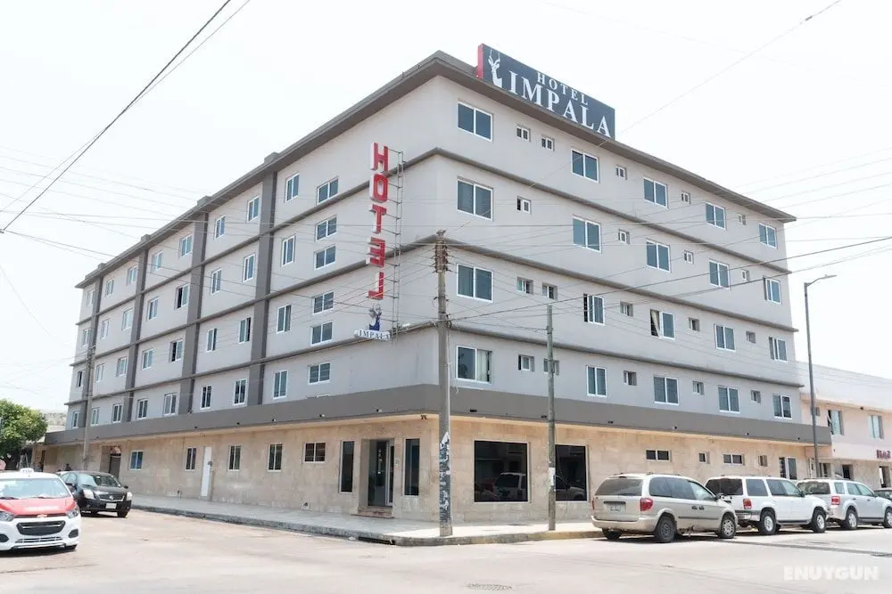Impala Hotel in front of the ADO - Dış Mekan