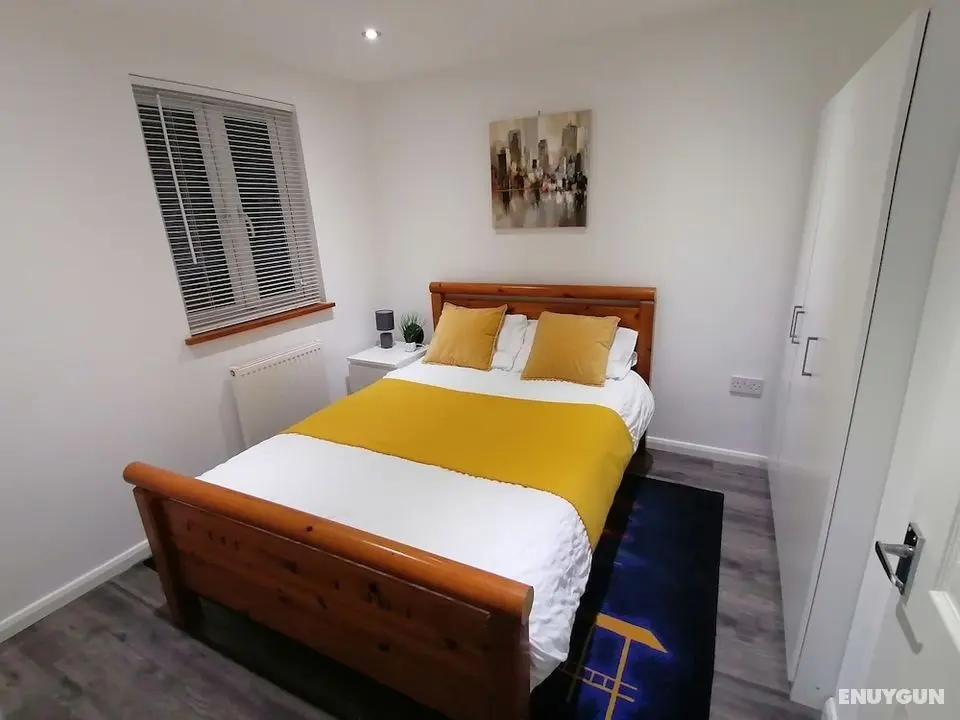 Impeccable 1-bed Apartment in Coventry - Öne Çıkan Resim