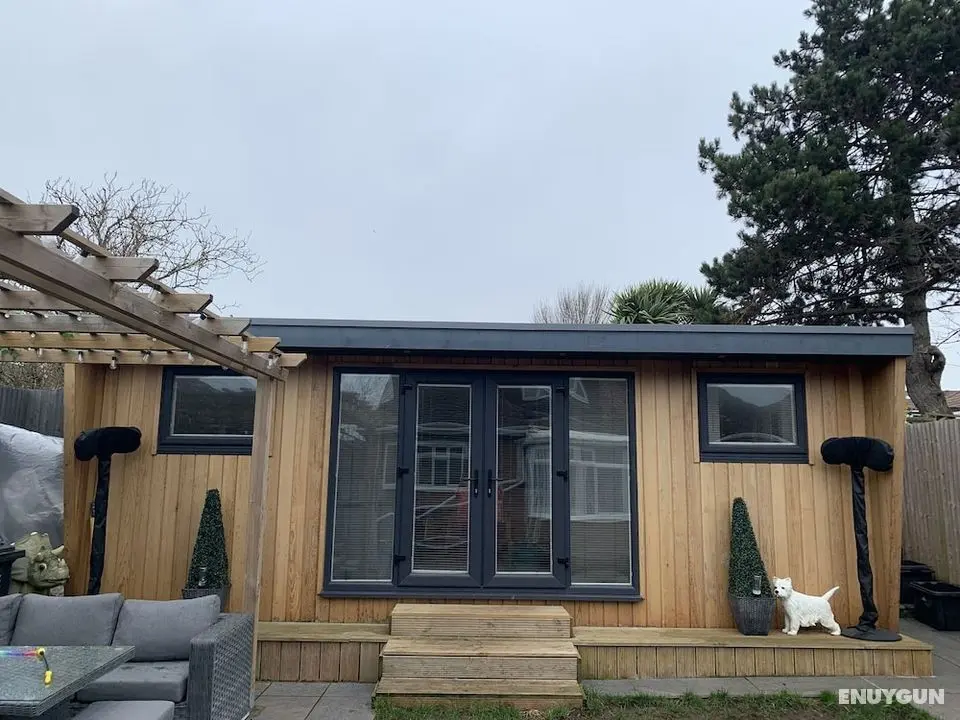 Impeccable 1-bed Cottage Located in Hove - Öne Çıkan Resim