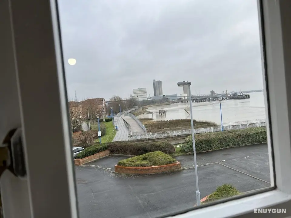 Impeccable 2-bed Apartment in Erith - İç Mekan
