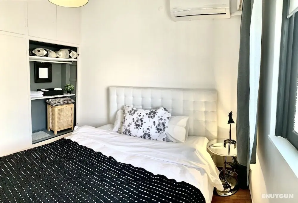 Impeccable 3-bed Apartment in Athens - Öne Çıkan Resim