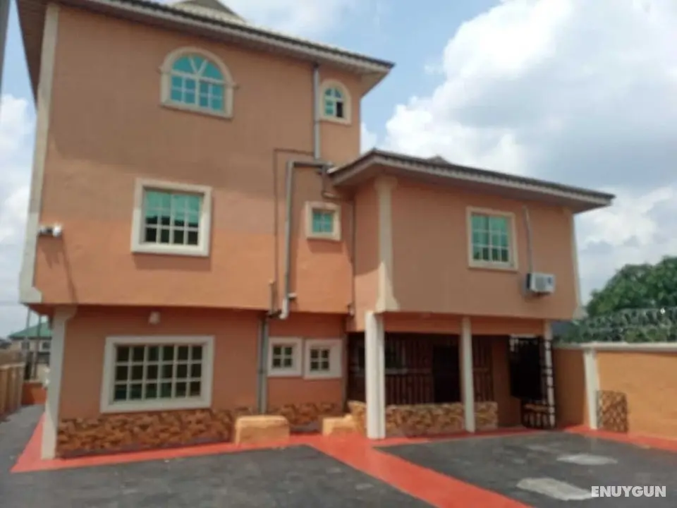 Impeccable , Modern House in Benin City, Nigeria - Öne Çıkan Resim