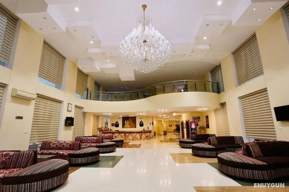 The Imperial Bodhgaya - Lobi