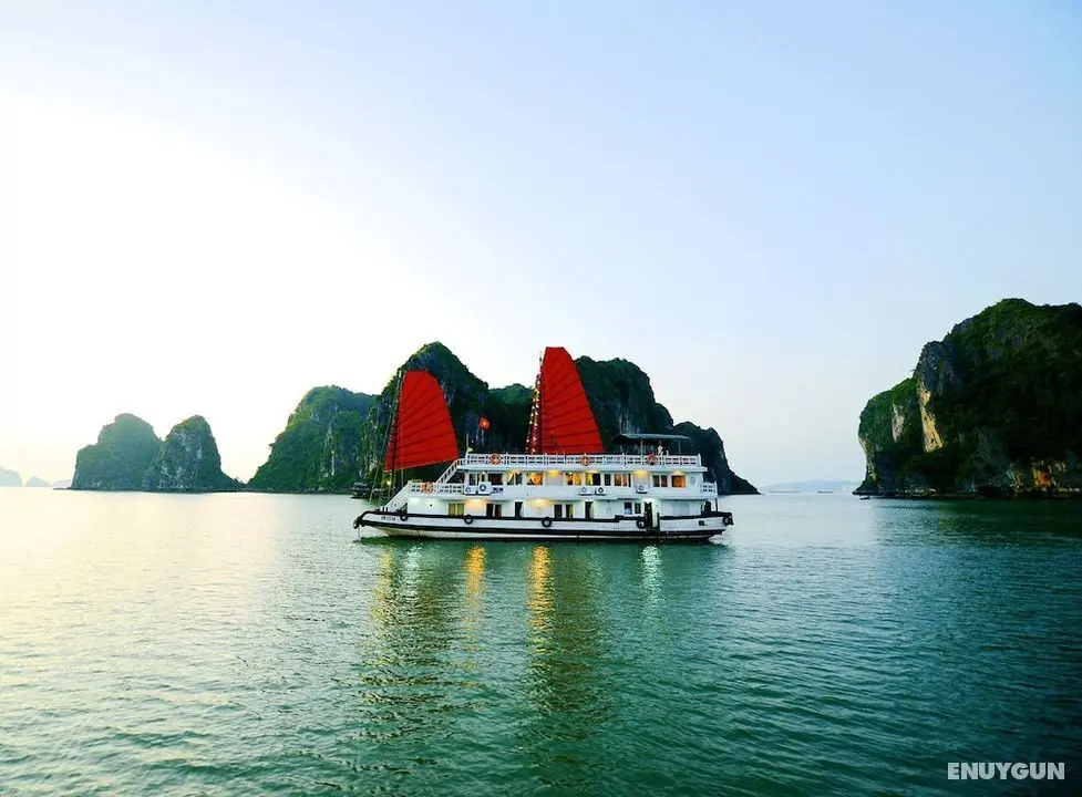 Imperial Classic Cruise Halong - Öne Çıkan Resim