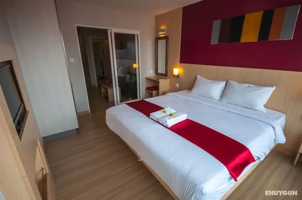 Implace Impact at Msociety Condo - Öne Çıkan Resim
