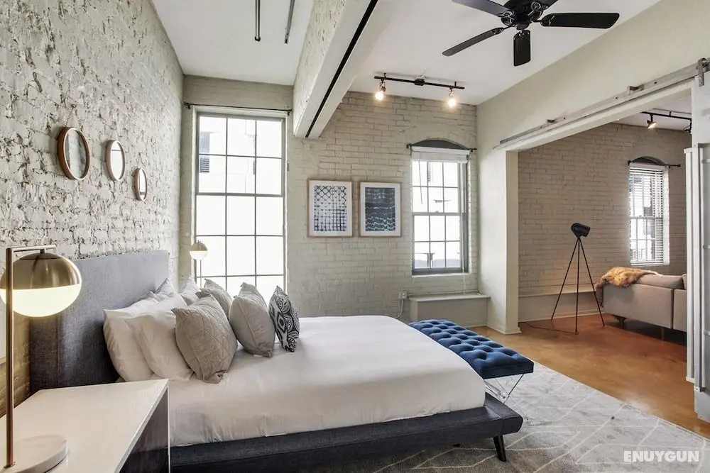 Impressive 2br/2ba Industrial Apt in Nola by Domio - Öne Çıkan Resim