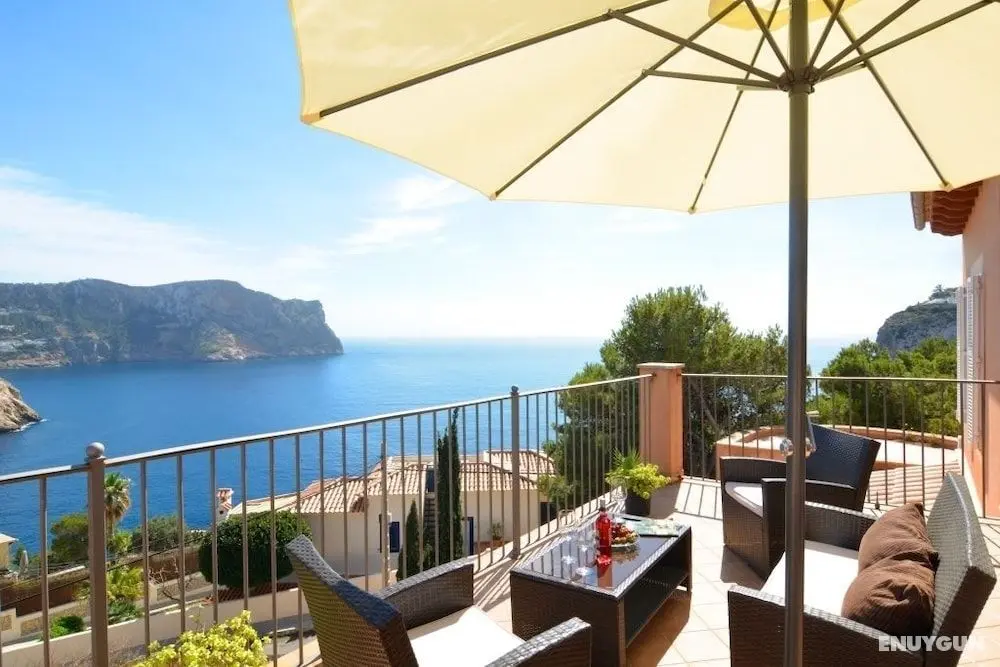 Villa with incredible sea views and pool - Öne Çıkan Resim