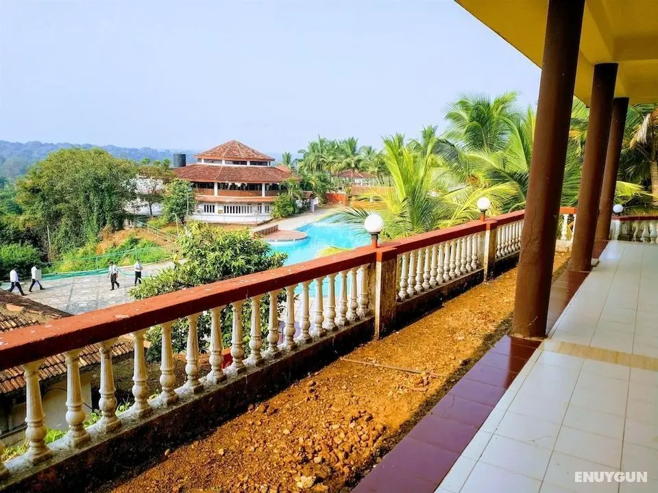 Indismart Woodbourne Resort - Havuz
