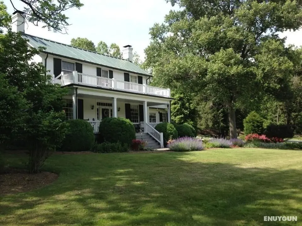 Inn at Monticello - Dış Mekan