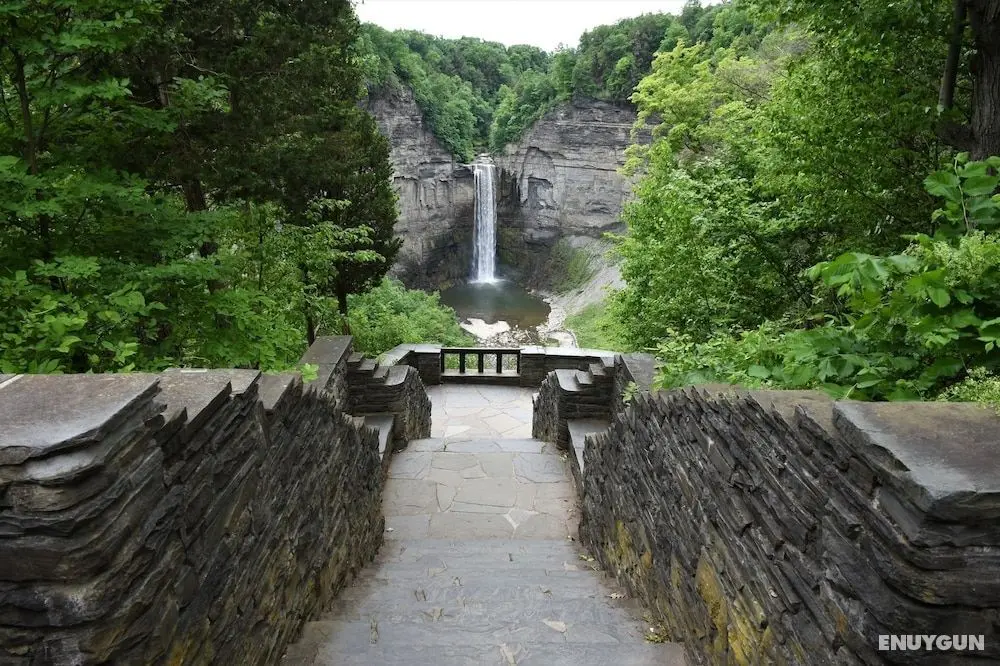 Inn at Taughannock Falls - Öne Çıkan Resim