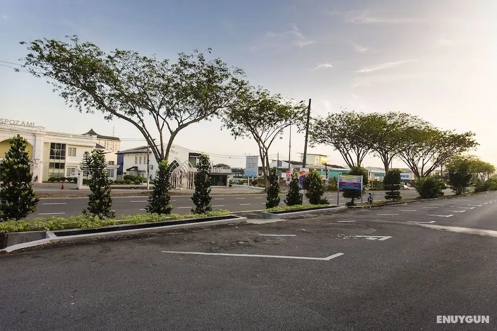Hotel Insuna - Otopark