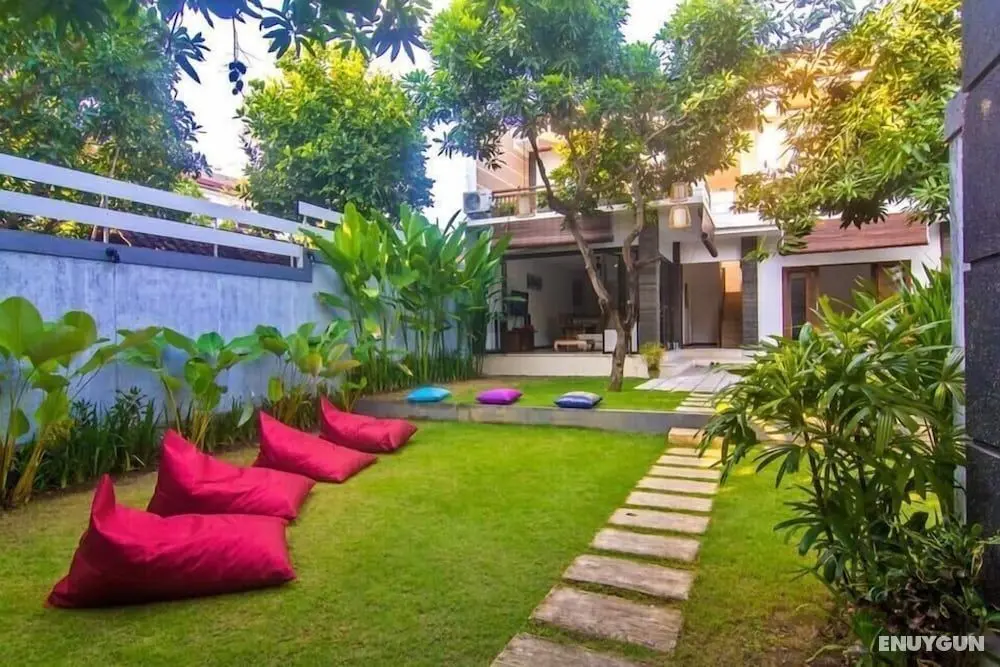Intan Legian Seminyak Villa - Oda Manzaraları