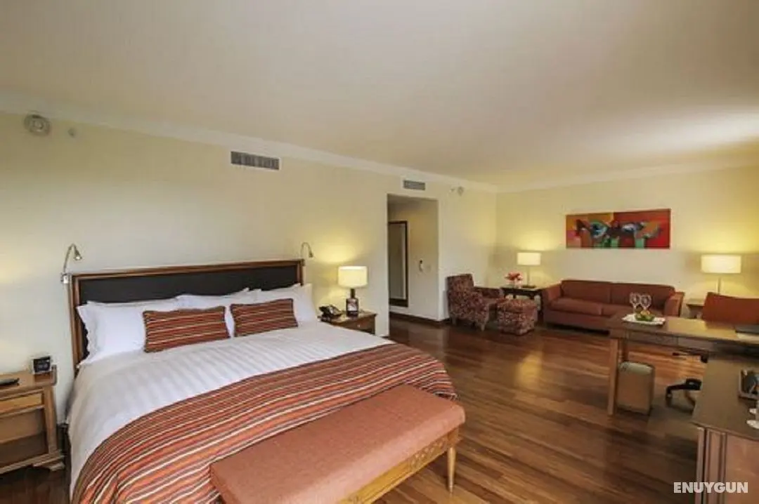 Intercontinental Cali - Oda