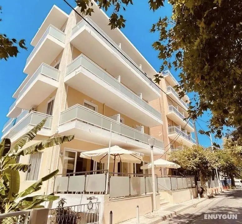 International Hotel - Öne Çıkan Resim