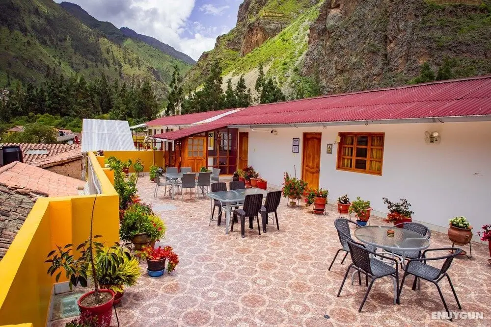 Intitambo Three Star Hotel With Panoramic View of the Mountains - Dış Mekan