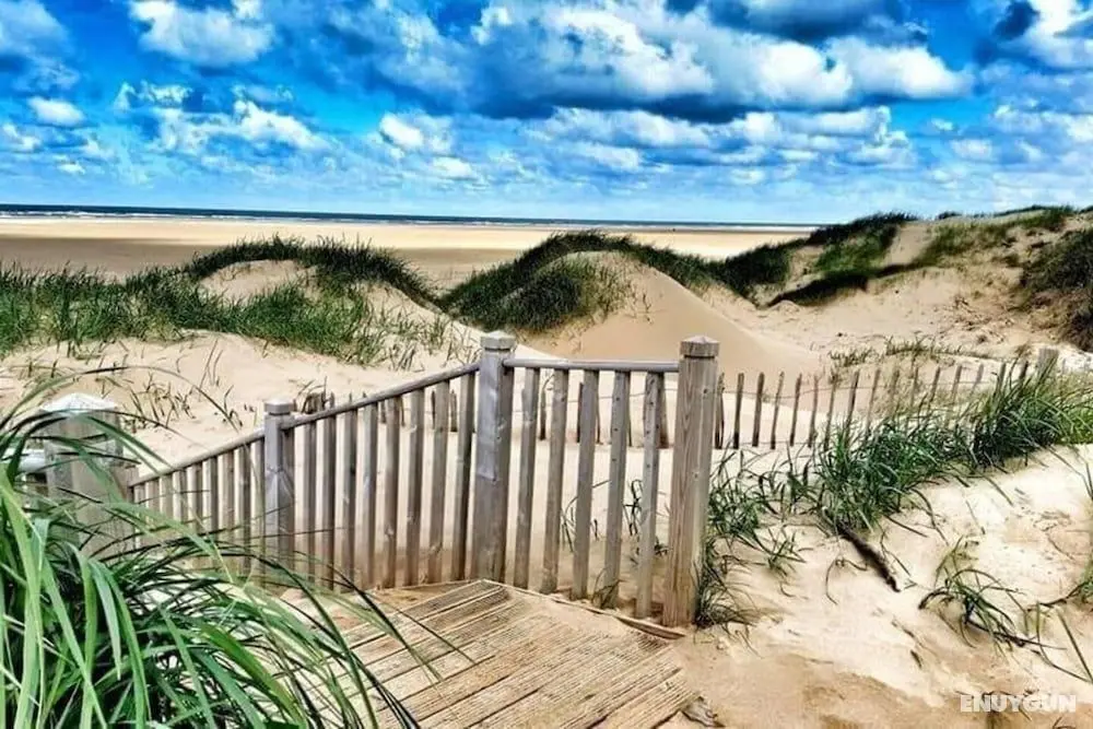 Inviting 1-bed Apartment in Lytham Saint Annes - Öne Çıkan Resim