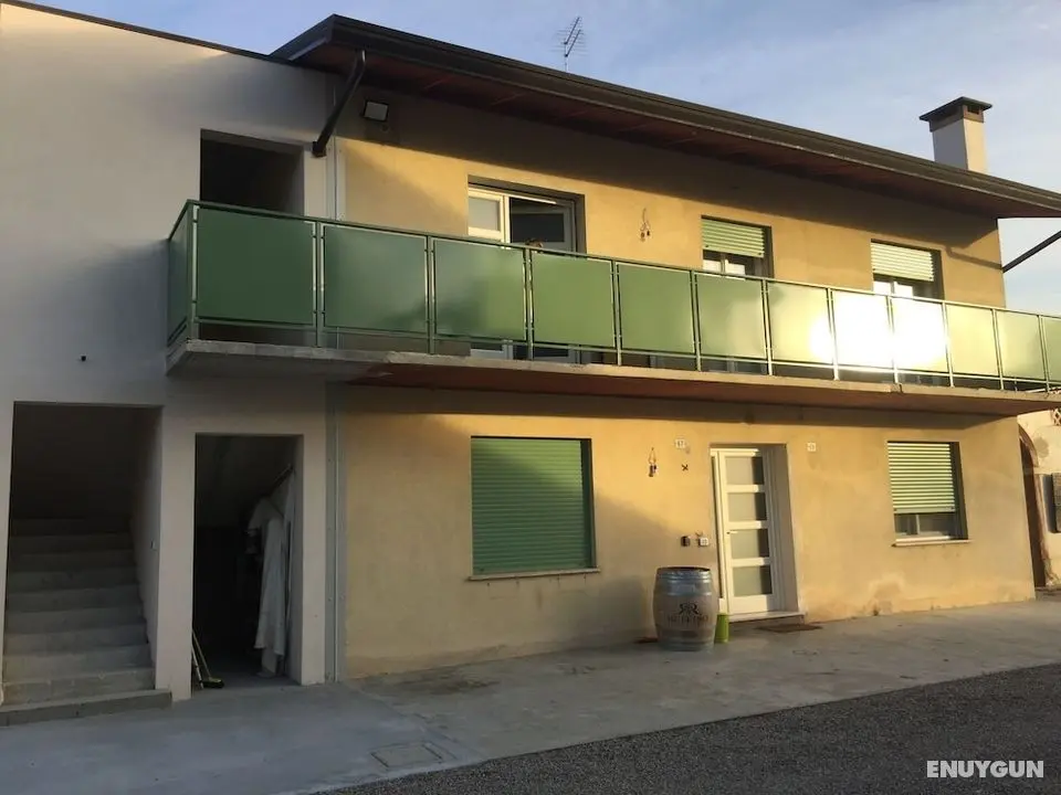 Inviting 2-bed Apartment in Resana - Öne Çıkan Resim