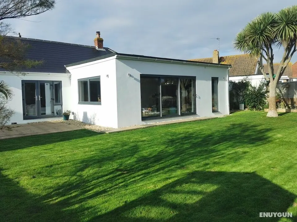 Iona 4 bed Luxury in the Heart of Bracklesham Bay - Dış Mekanlar