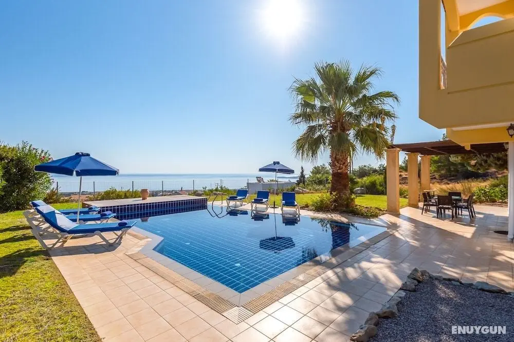Villa Irene, Amazing Views, Private Pool, Lindos 10 Mins, Beach 3 Mins - Öne Çıkan Resim
