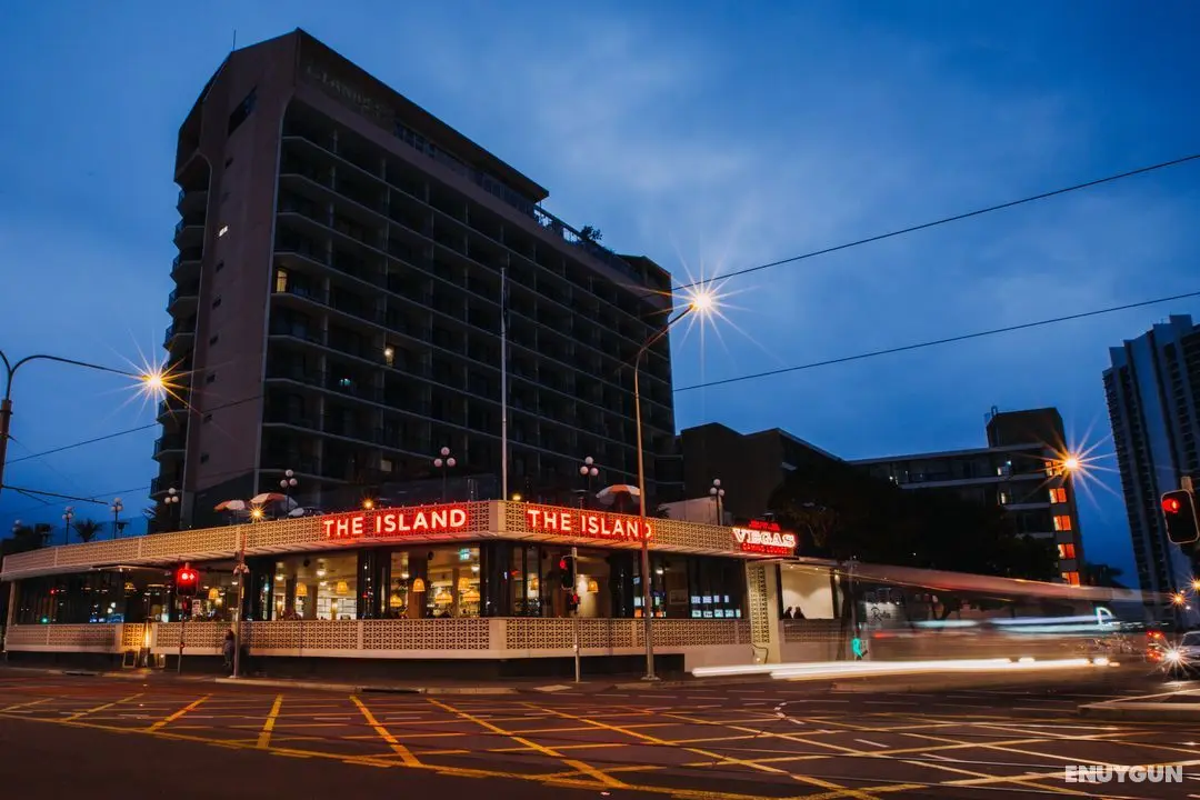 The Island Gold Coast - Genel