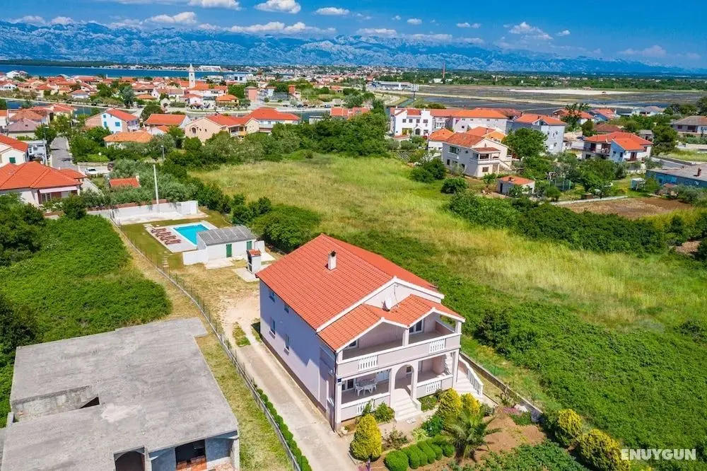 Ivan - Modern & Close to Center - A2 - Öne Çıkan Resim