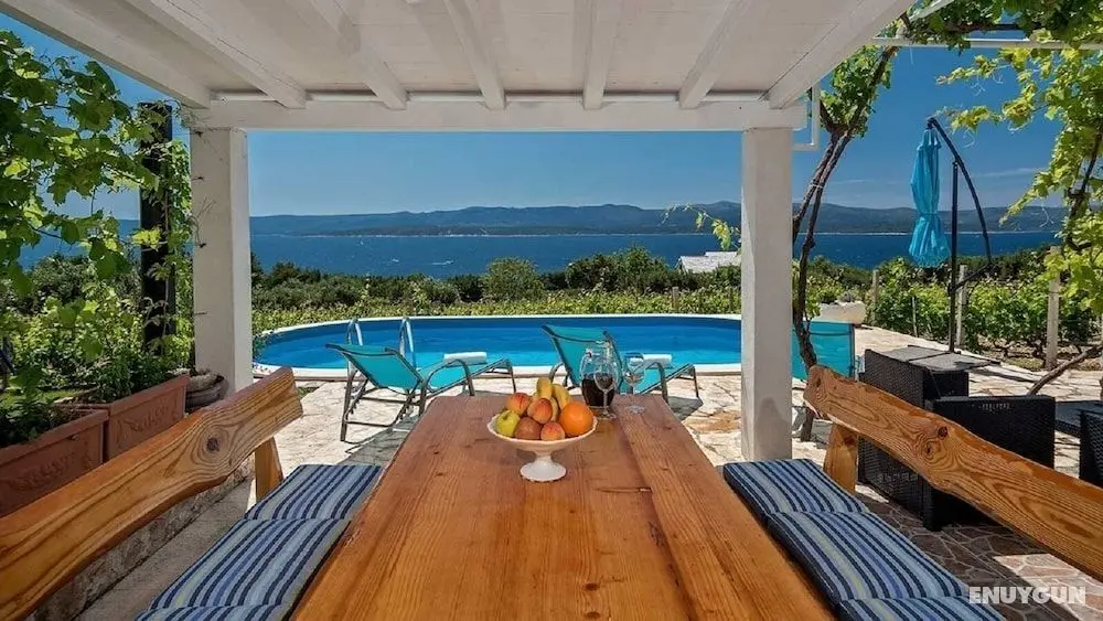 Ivo - House With Pool - H - Öne Çıkan Resim