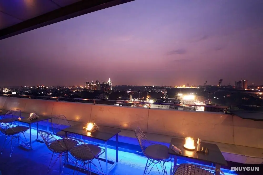 Hotel Ivory Tower - Bar