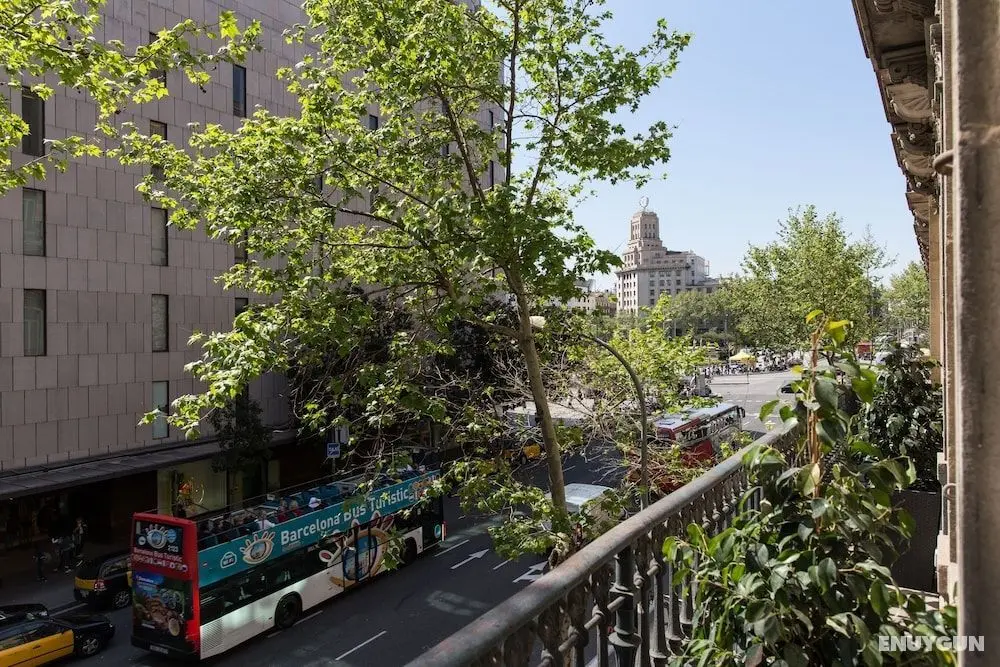 Izaila Plaza Catalunya - Dış Mekan