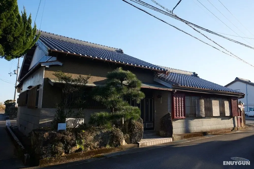 Japanese old house by the seaside - Öne Çıkan Resim