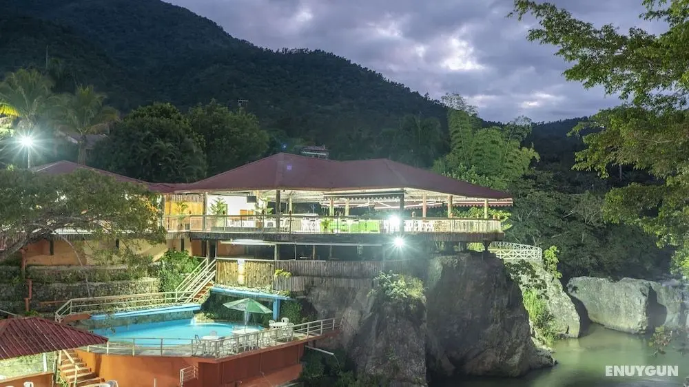 Jarabacoa River Club - Dış Mekan