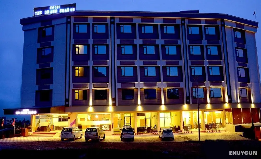 Jassritha Premier Grand Sharan - Öne Çıkan Resim