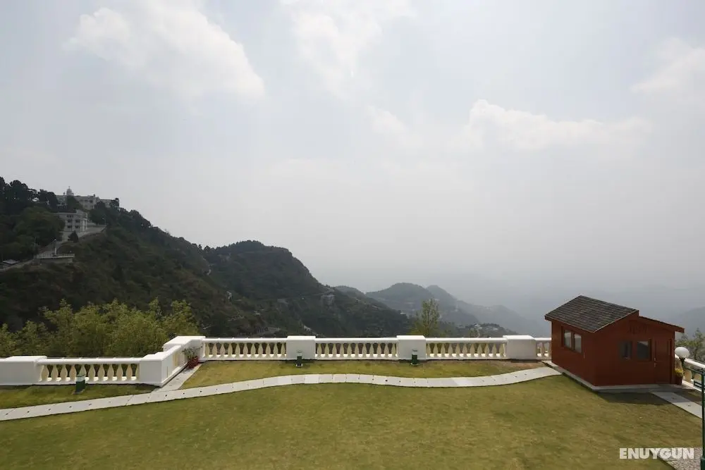Jaypee Residency Manor - Dış Mekanlar