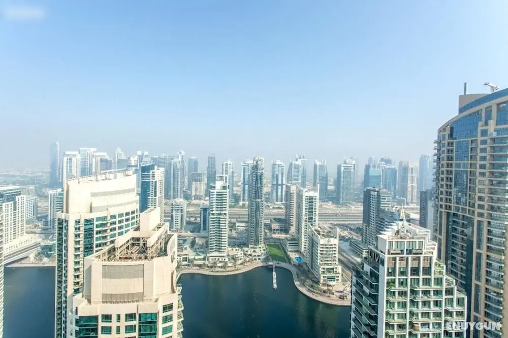 JBR Beach Front 4 Bed High Floor - Oda