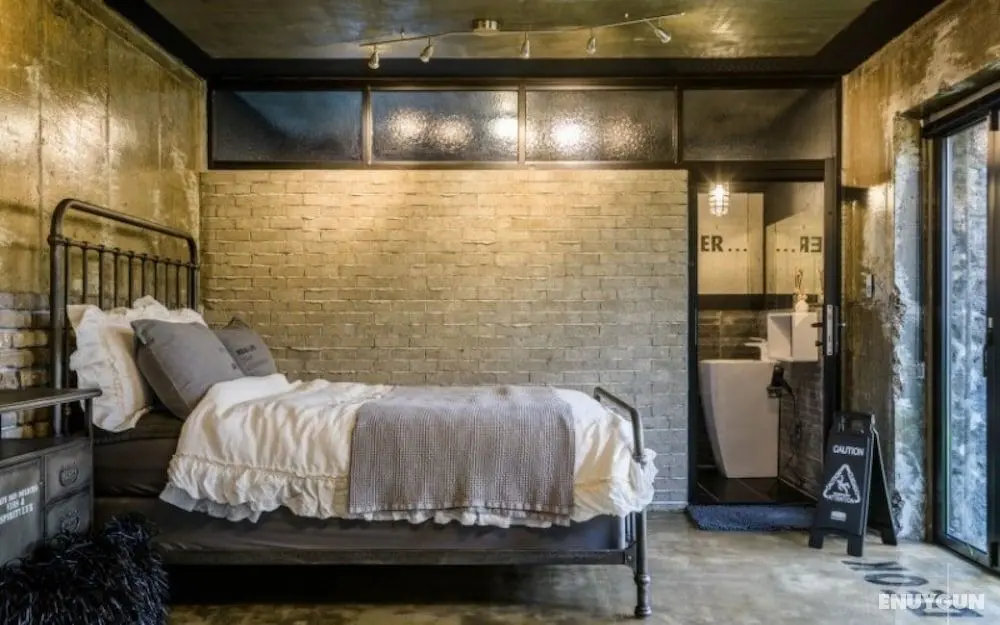 Jeju Bunker Pension - Oda
