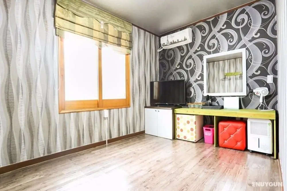 Jeju Handamnuri Guest House - Oda