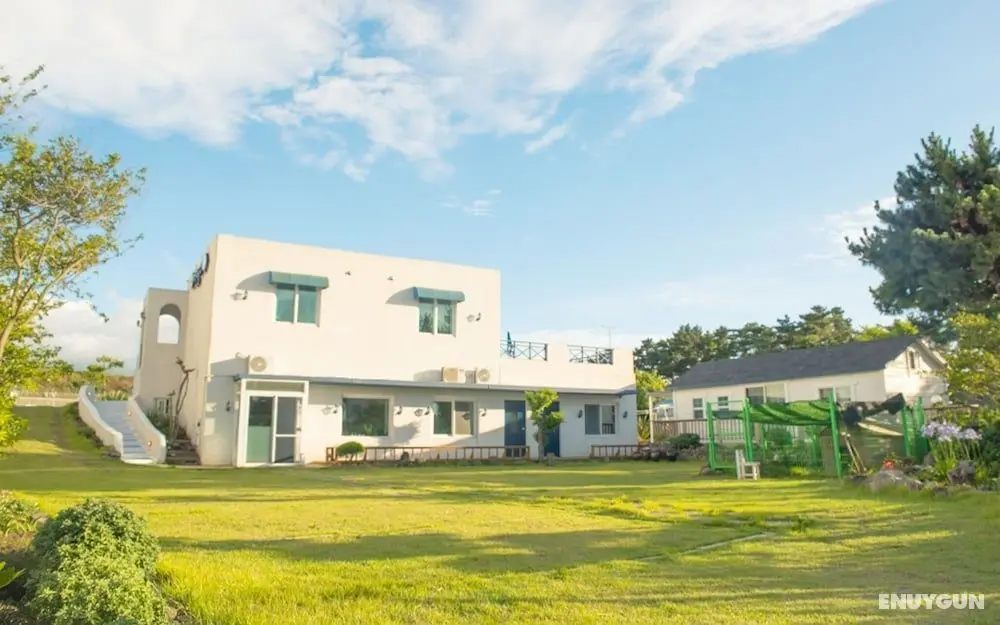 Jeju Hayandeungdae Pension - Dış Mekan