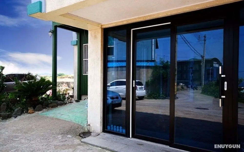 Jeju Liverpool Pension - Misafir Tesisleri ve Hizmetleri