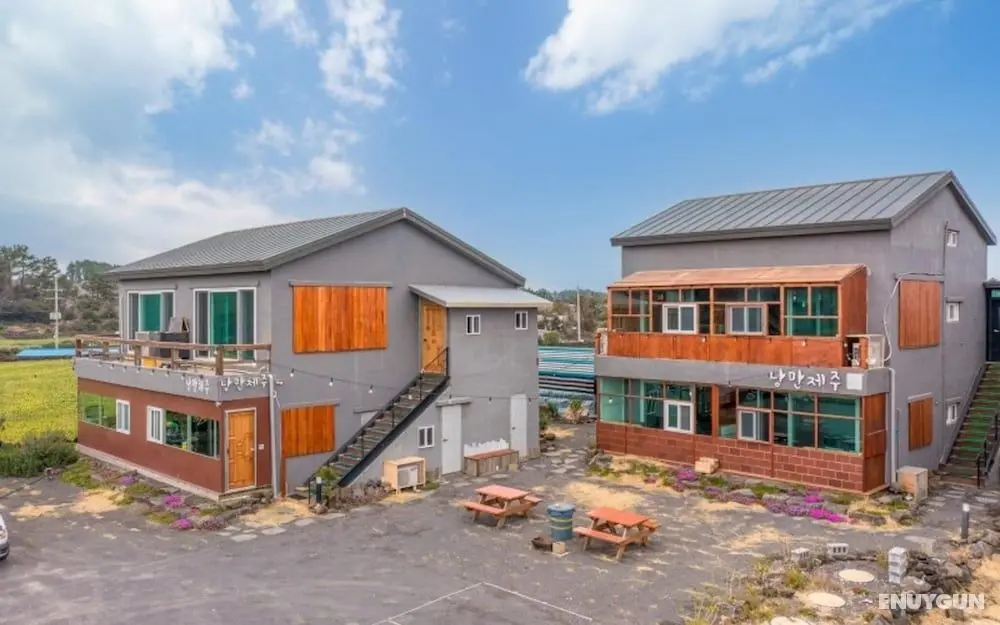 Jeju Romantic Jeju Pension - Misafir Tesisleri ve Hizmetleri