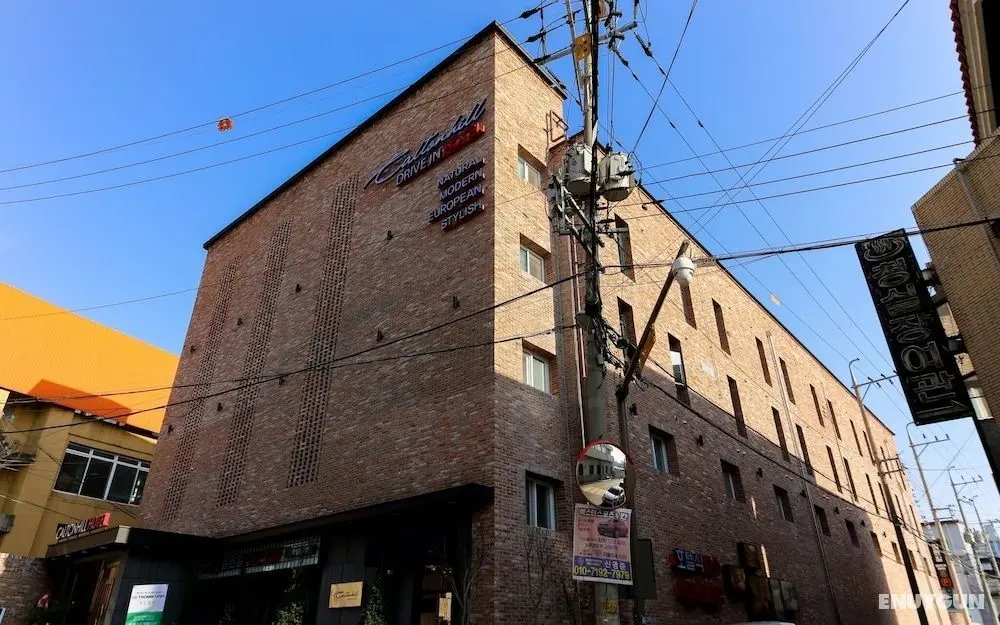 Jeonju Geumamdong Carlton Hill Hotel - Dış Mekan